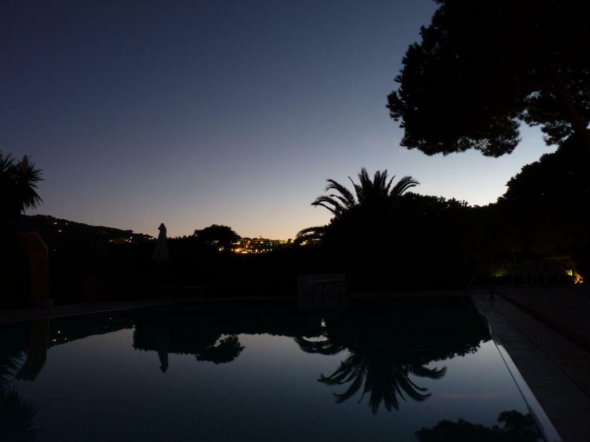 Residence Melograno Capoliveri  Exterior photo